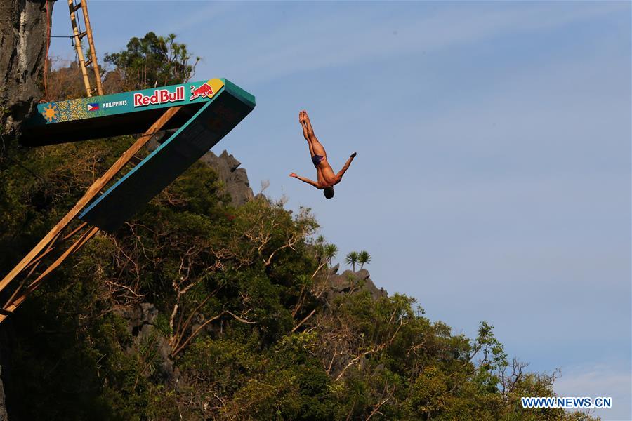 (SP)THE PHILIPPINES-PALAWAN PROVINCE-CLIFF DIVING WORLD SERIES