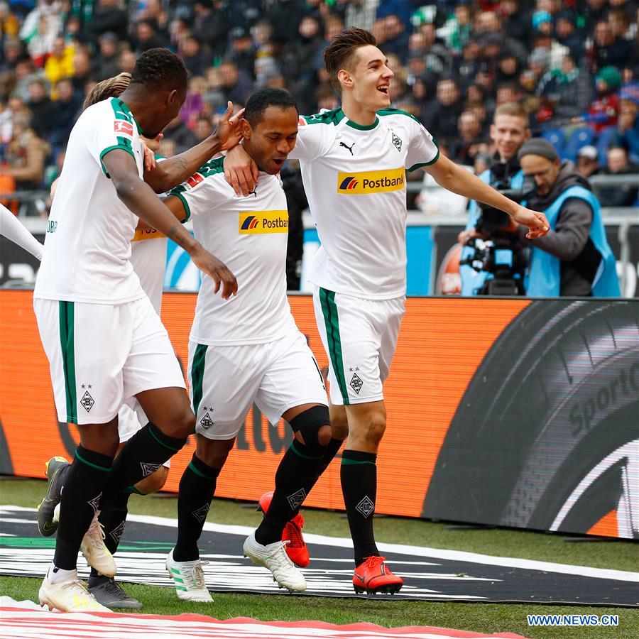 (SP)GERMANY-HANNOVER-SOCCER-BUNDESLIGA-HANNOVER VS MOENCHENGLADBACH