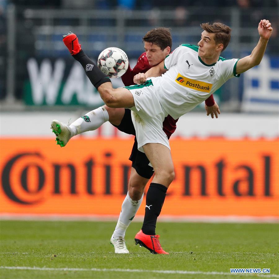 (SP)GERMANY-HANNOVER-SOCCER-BUNDESLIGA-HANNOVER VS MOENCHENGLADBACH