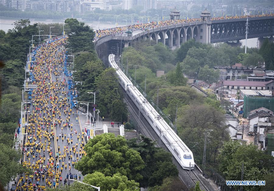 (SP)CHINA-WUHAN-2019 WUHAN MARATHON (CN)