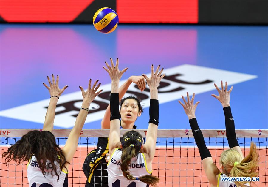 XINHUA PHOTOS OF THE DAY