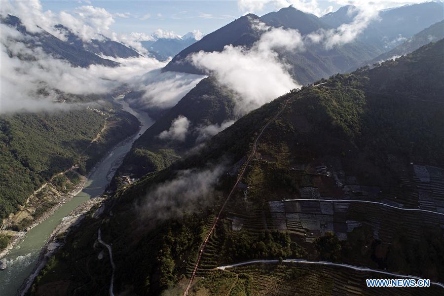 (InTibet)CHINA-TIBET-NYINGCHI-MEDOG