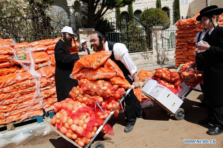 MIDEAST-JERUSALEM-PASSOVER-PREPARATION