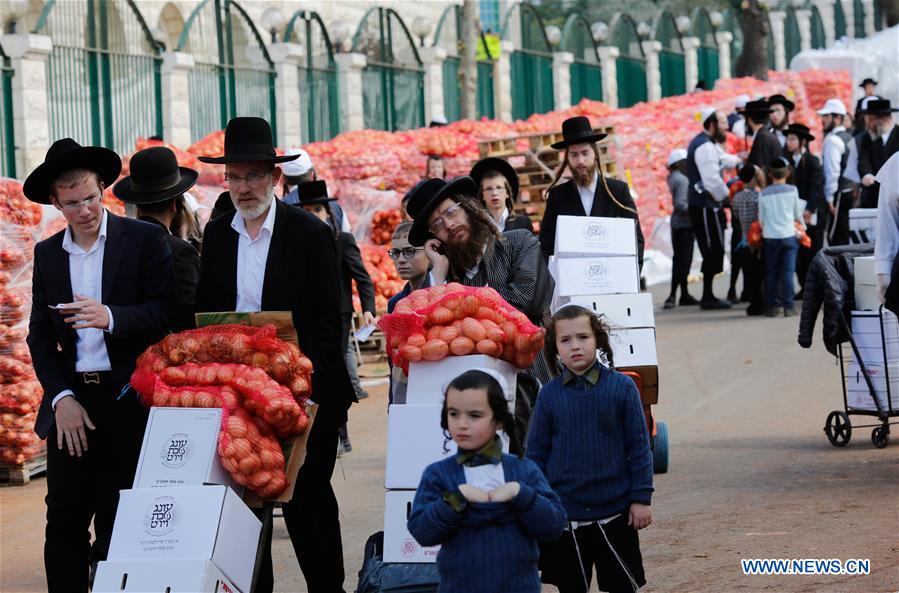 MIDEAST-JERUSALEM-PASSOVER-PREPARATION