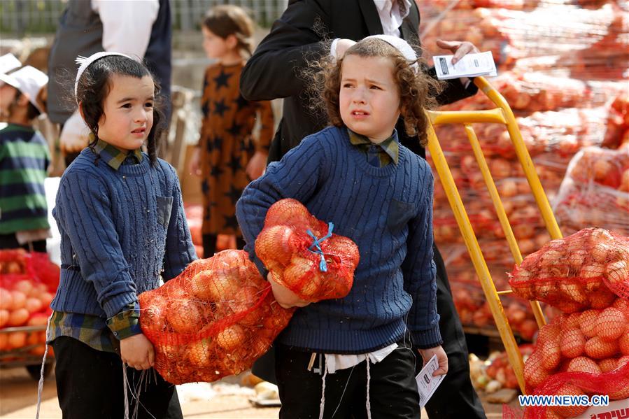 MIDEAST-JERUSALEM-PASSOVER-PREPARATION