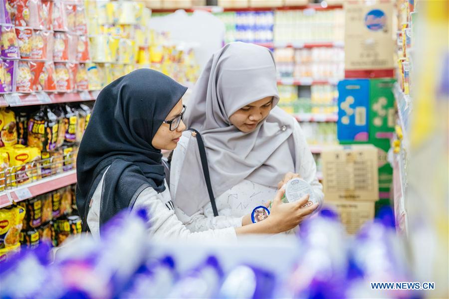 MALAYSIA-KUANTAN-CHINESE STEEL MILL-MALAYSIAN GRADUATE
