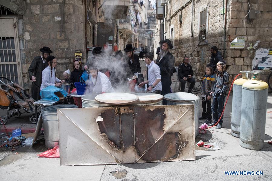 MIDEAST-JERUSALEM-PASSOVER-PREPARATION