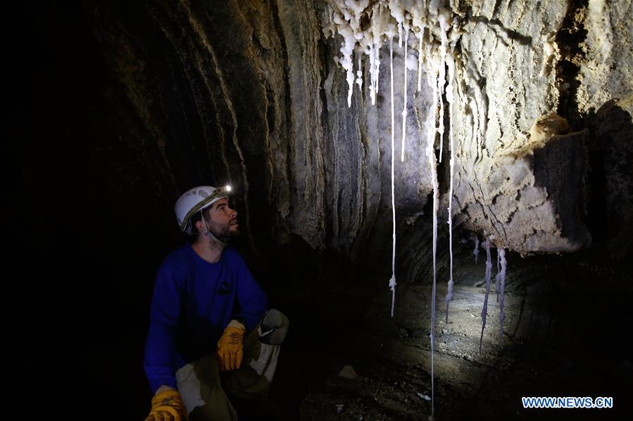 ISRAEL-MOUNT SODOM-WORLD'S DEEPEST SALT CAVE