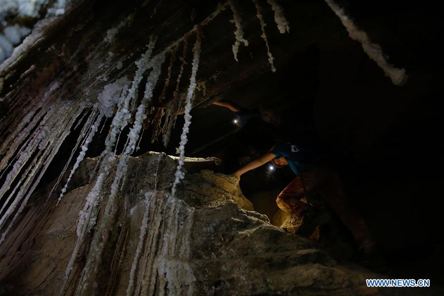 ISRAEL-MOUNT SODOM-WORLD'S DEEPEST SALT CAVE