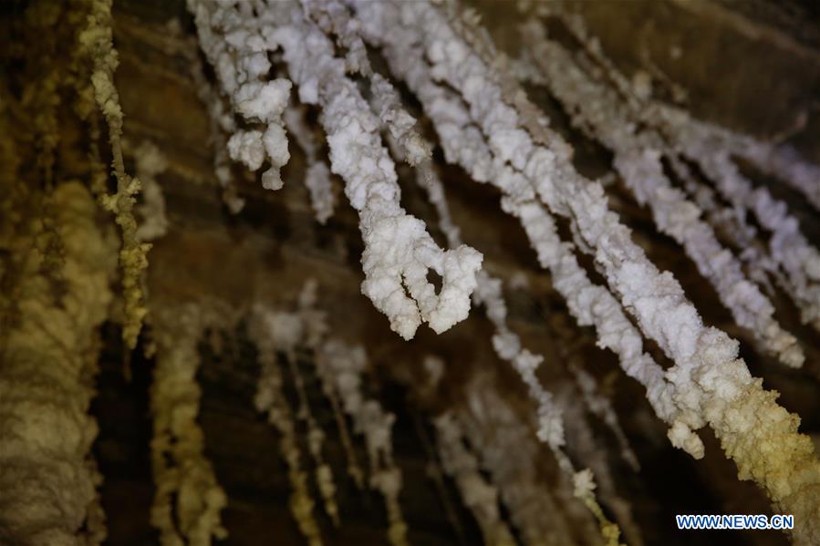 ISRAEL-MOUNT SODOM-WORLD'S DEEPEST SALT CAVE