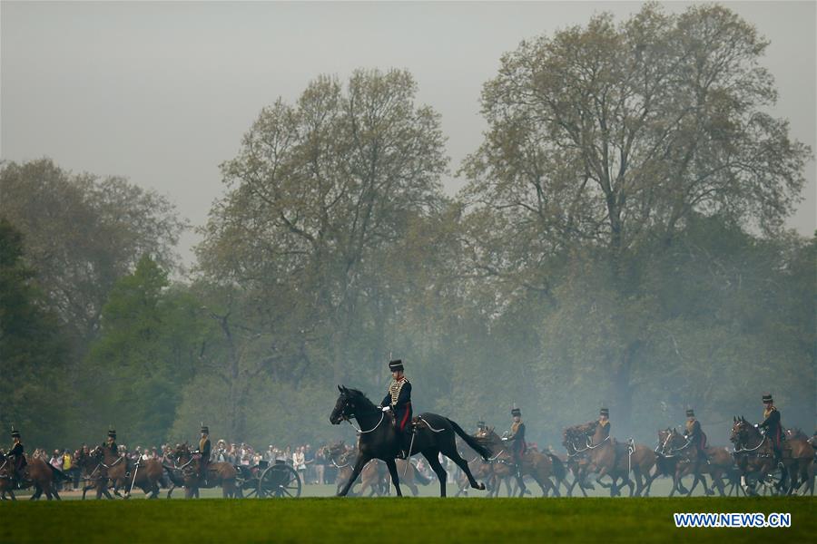 BRITAIN-LONDON-QUEEN-BIRTHDAY-GUN SALUTE