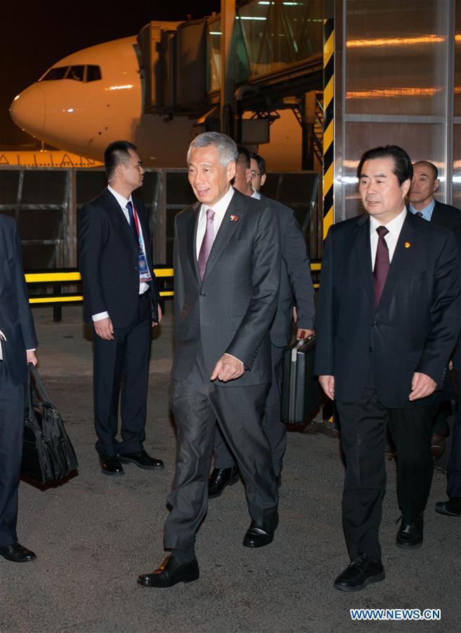 (BRF)CHINA-BEIJING-BELT AND ROAD FORUM-SINGAPOREAN PM-ARRIVAL (CN)