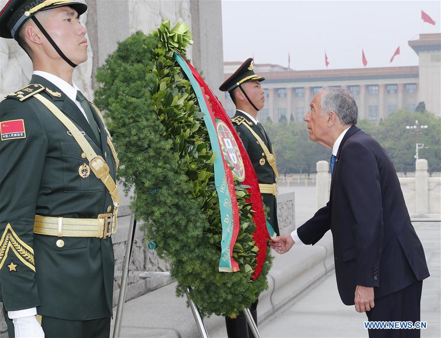 CHINA-BEIJING-PORTUGUESE PRESIDENT-MONUMENT-TRIBUTE (CN)