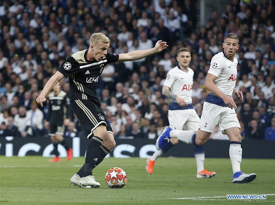 (SP)BRITAIN-LONDON-FOOTBALL-UEFA CHAMPIONS LEAGUE-TOTTENHAM HOTSPUR VS AJAX