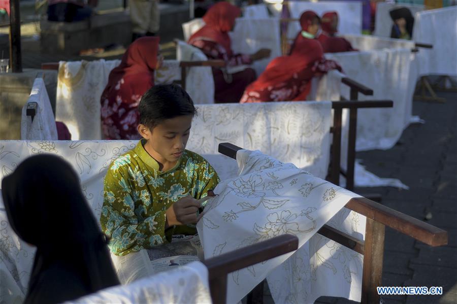 INDONESIA-YOGYAKARTA-BATIK WORKSHOP 