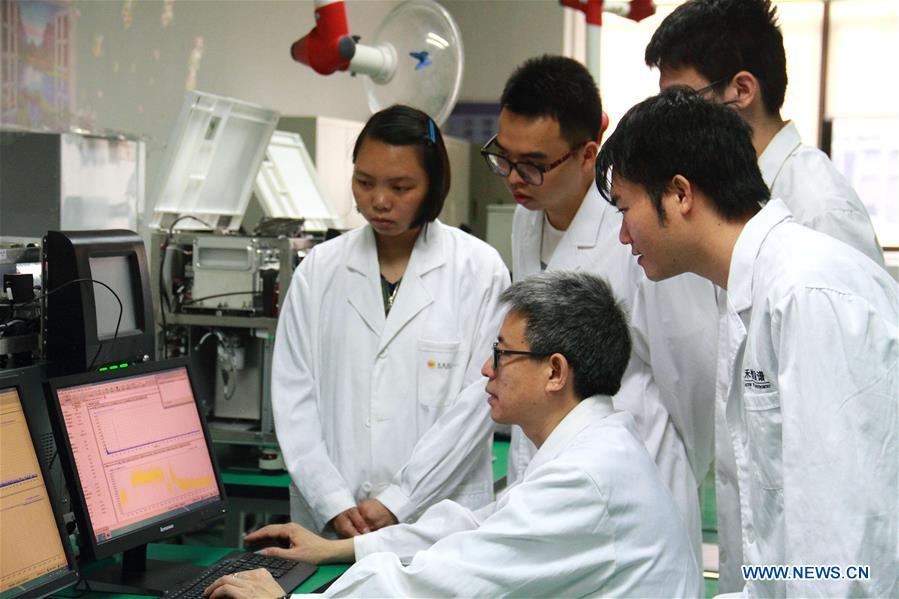 Xinhua Headlines: Hunting down PM 2.5 sources with self-developed "eyes"