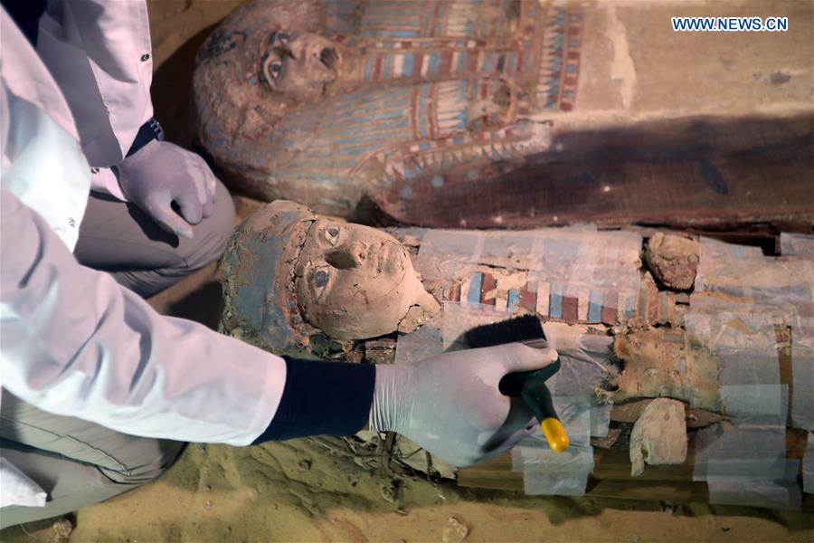 EGYPT-GIZA-PYRAMID-PHARAONIC TOMBS-DISCOVERY