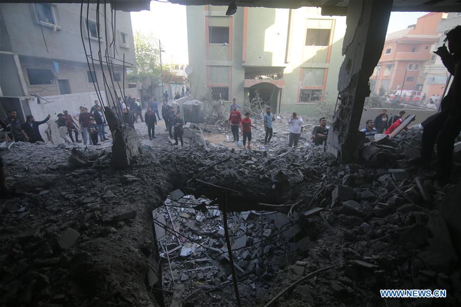 MIDEAST-GAZA-AIRSTRIKES