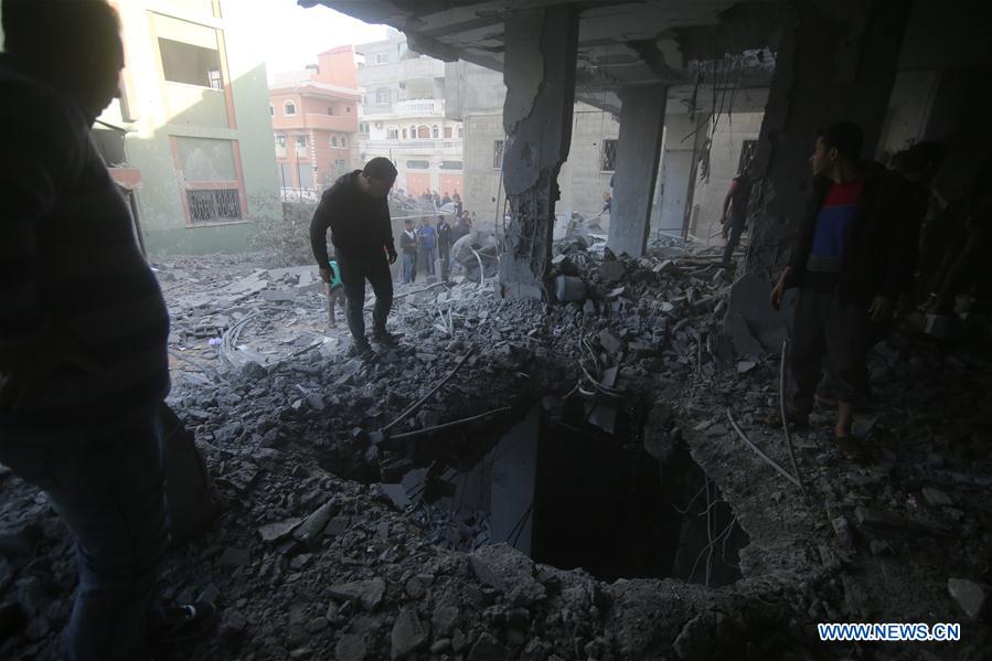 MIDEAST-GAZA-AIRSTRIKES