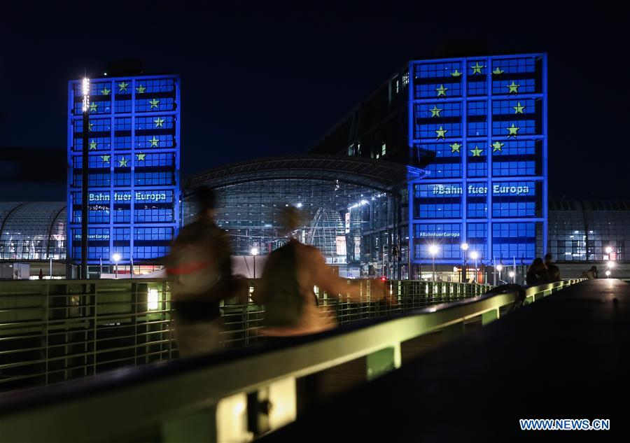 GERMANY-BERLIN-BERLIN CENTRAL TRAIN STATION-LIGHT SHOW