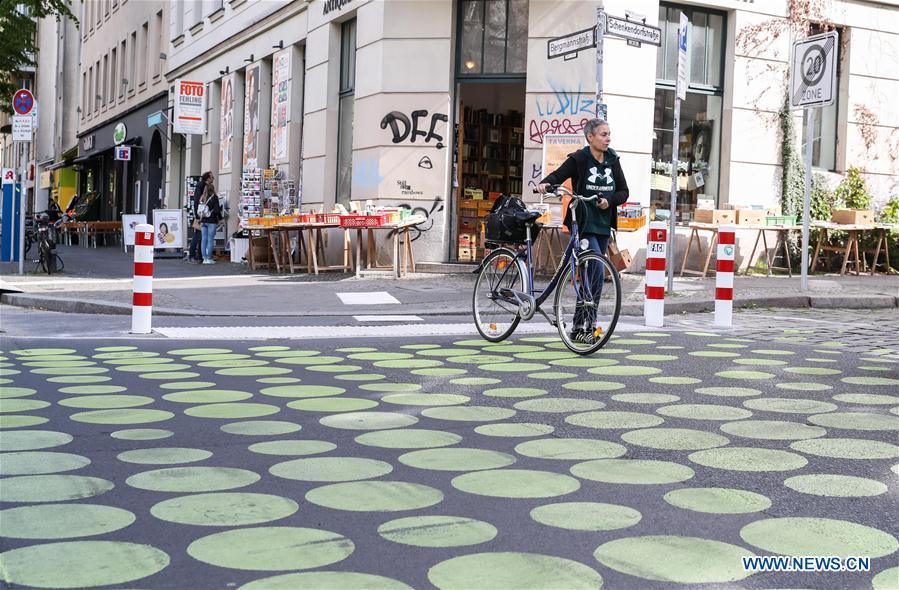 GERMANY-BERLIN-GREEN DOTTED STREET AREA