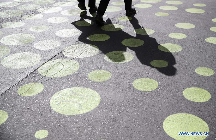 GERMANY-BERLIN-GREEN DOTTED STREET AREA