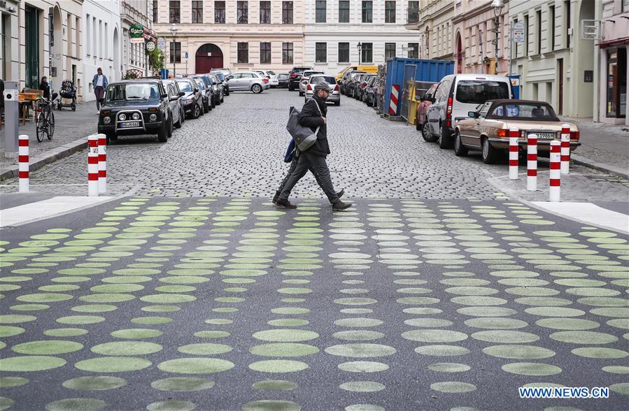 GERMANY-BERLIN-GREEN DOTTED STREET AREA