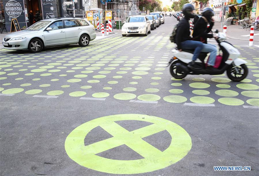 GERMANY-BERLIN-GREEN DOTTED STREET AREA