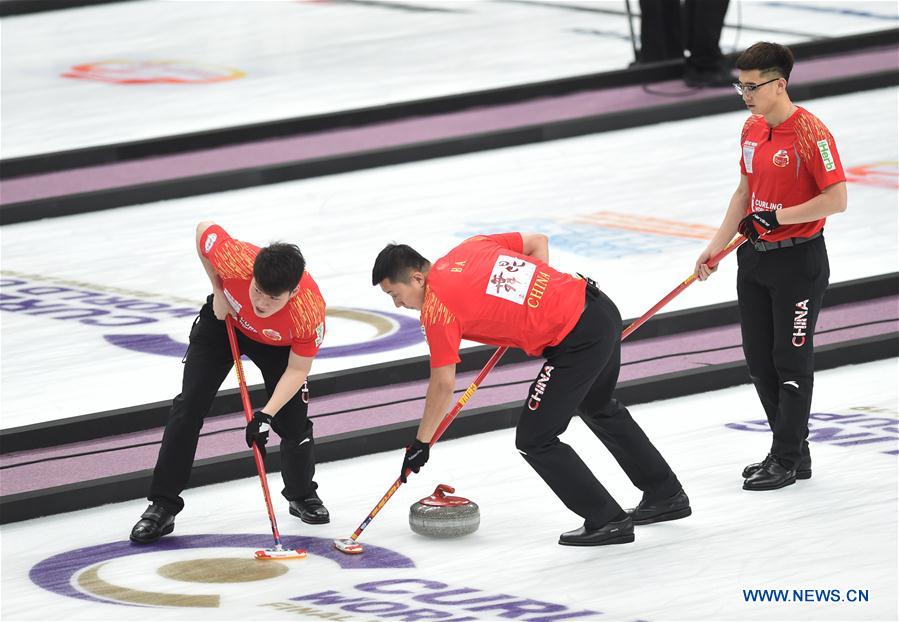 (SP)CHINA-BEIJING-CURLING-WCF WORLD CUP GRAND FINAL-DAY 4(CN)