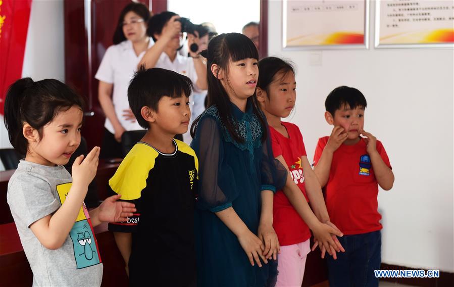 #CHINA-HEBEI-CANGZHOU-MOTHER'S DAY ACTIVITY (CN)