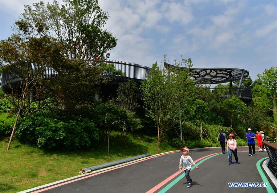 CHINA-FUJIAN-FUZHOU-GREEN WALKWAY (CN)