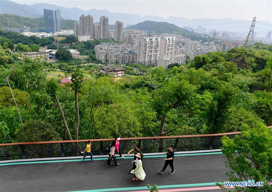 CHINA-FUJIAN-FUZHOU-GREEN WALKWAY (CN)