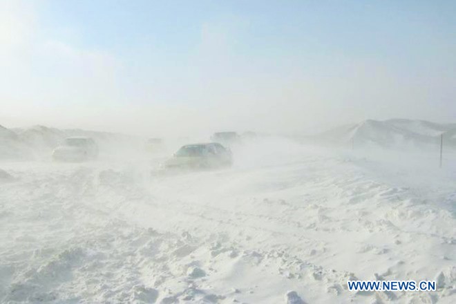 MONGOLIA-UMNUGOVI-SNOWSTORM