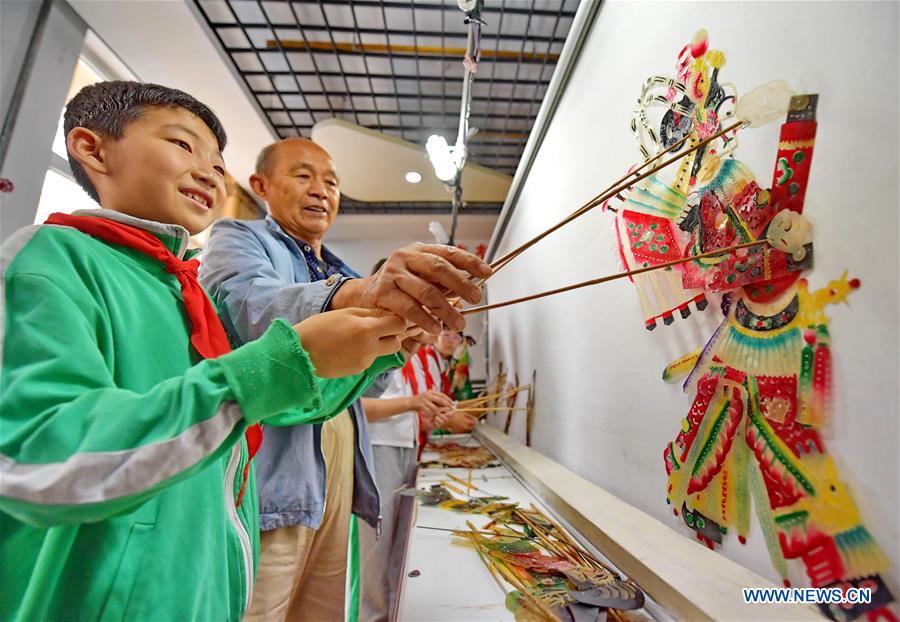 CHINA-HEBEI-LUANNAN-INTANGIBLE CULTURAL HERITAGE LESSONS (CN)