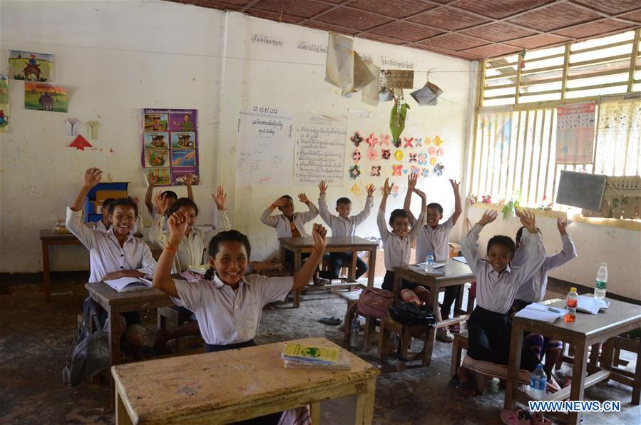 LAOS-OUDOMXAY-WFP-HANDOVER CEREMONY