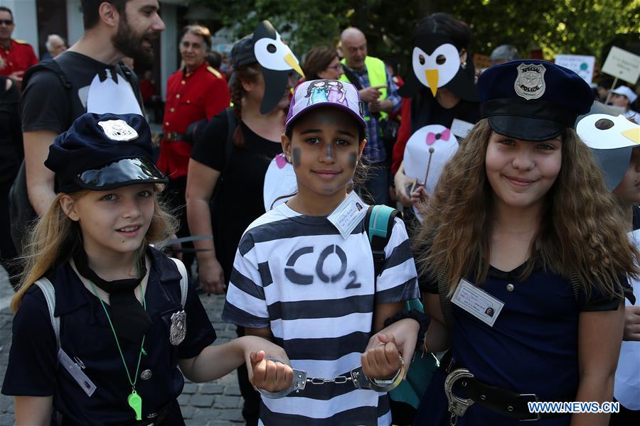 GREECE-ATHENS-STUDENTS-DEMONSTRATION-CLIMATE CHANGE