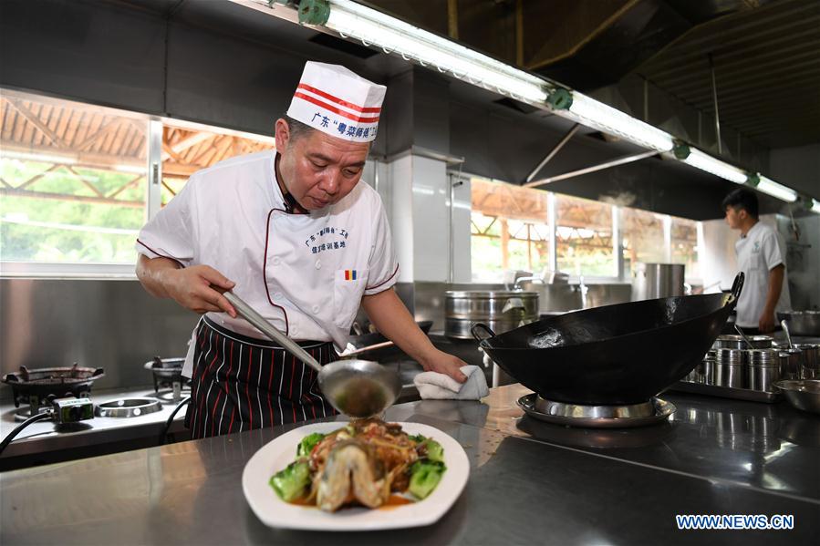 Xinhua Headlines: Cantonese cuisine fires up poverty alleviation opportunities