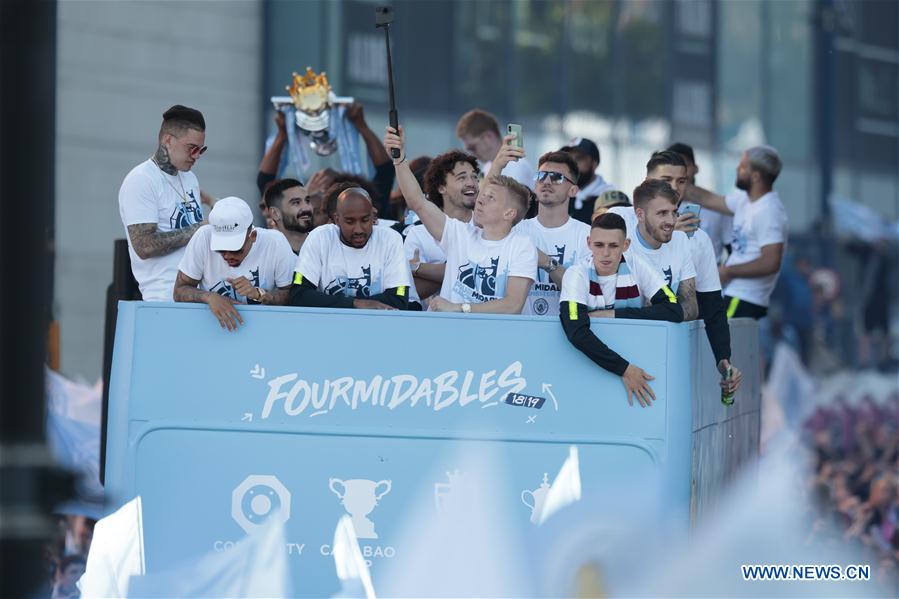 (SP)BRITAIN-MANCHESTER-ENGLISH PREMIER LEAGUE-MANCHESTER CITY CELEBRATIONS 