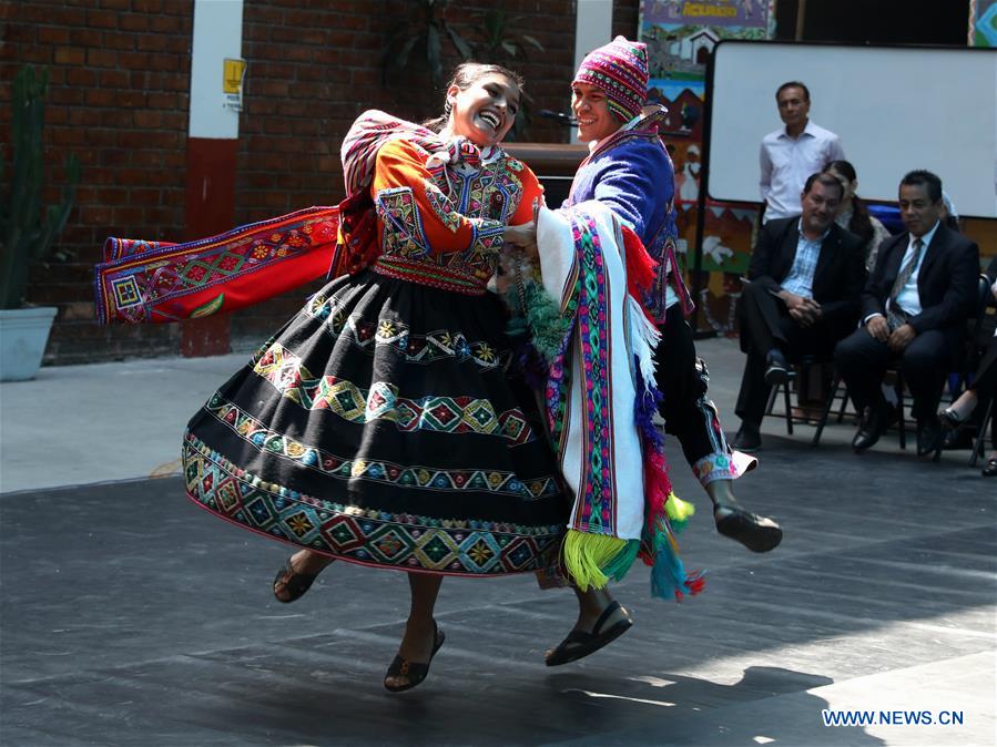 PERU-LIMA-DANCING FESTIVAL