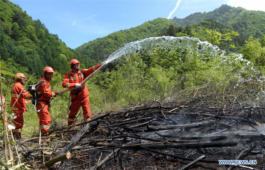 CHINA-SHAANXI-FIREFIGHTER-DRILL (CN)