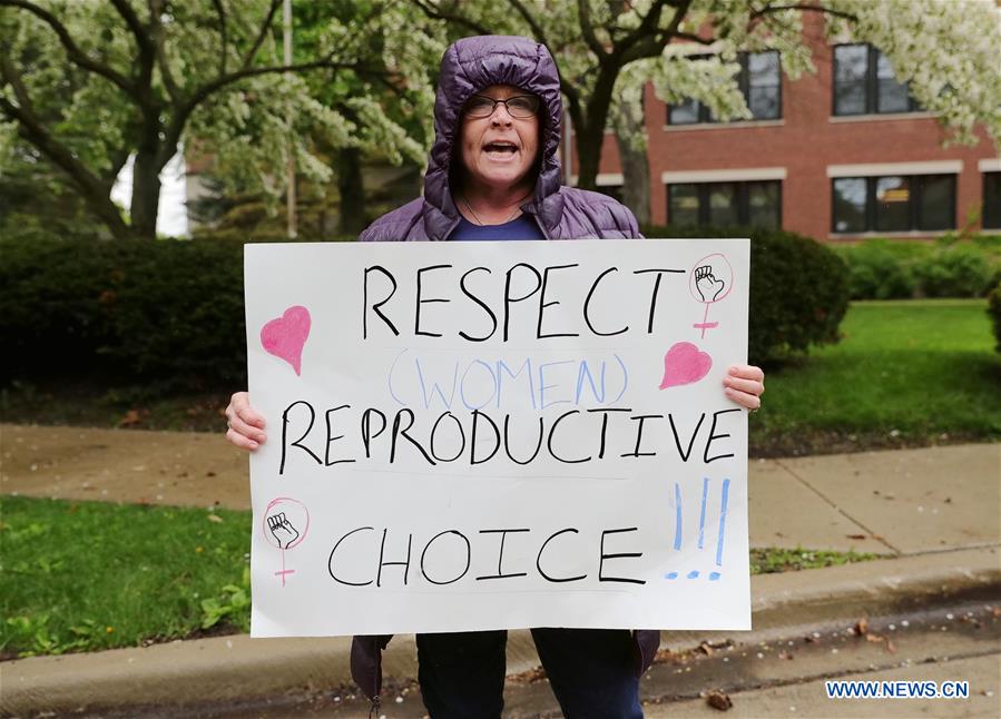 U.S.-ILLINOIS-EVANSTON-ABORTION BAN-PROTEST