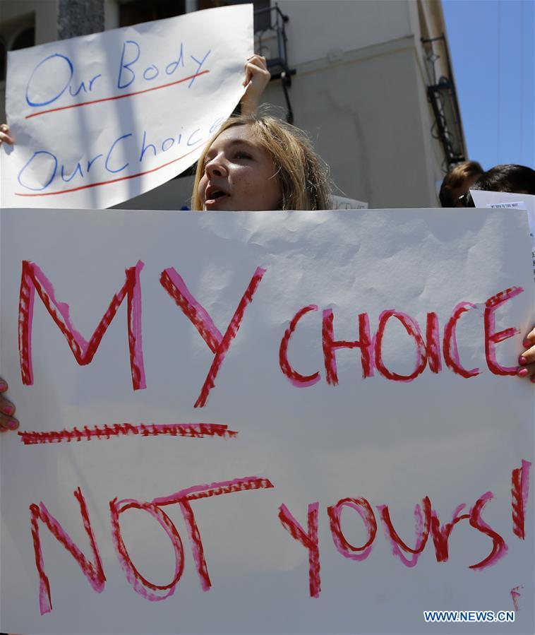 U.S.-LOS ANGELES-ABORTION BAN-PROTEST