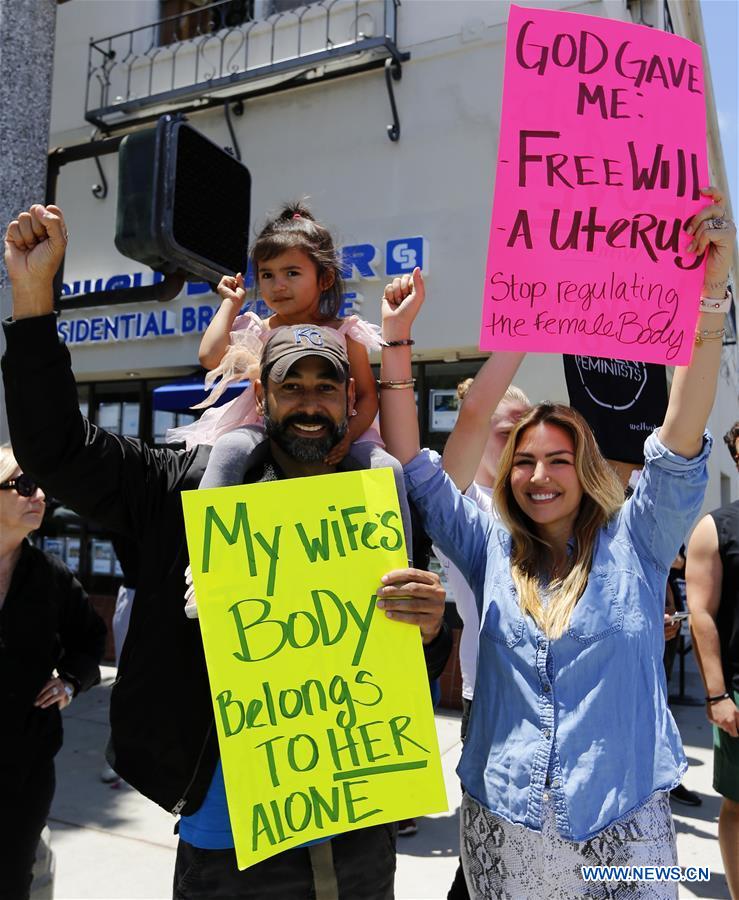 U.S.-LOS ANGELES-ABORTION BAN-PROTEST