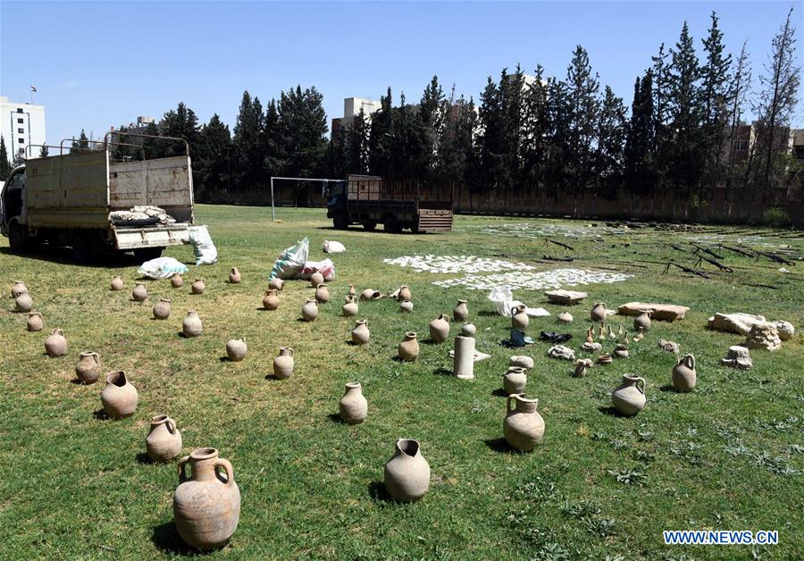 SYRIA-DAMASCUS-WEAPONS-ARTIFACTS