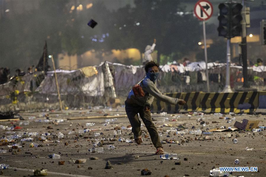 INDONESIA-JAKARTA-ELECTION-VIOLENT DEMONSTRATION