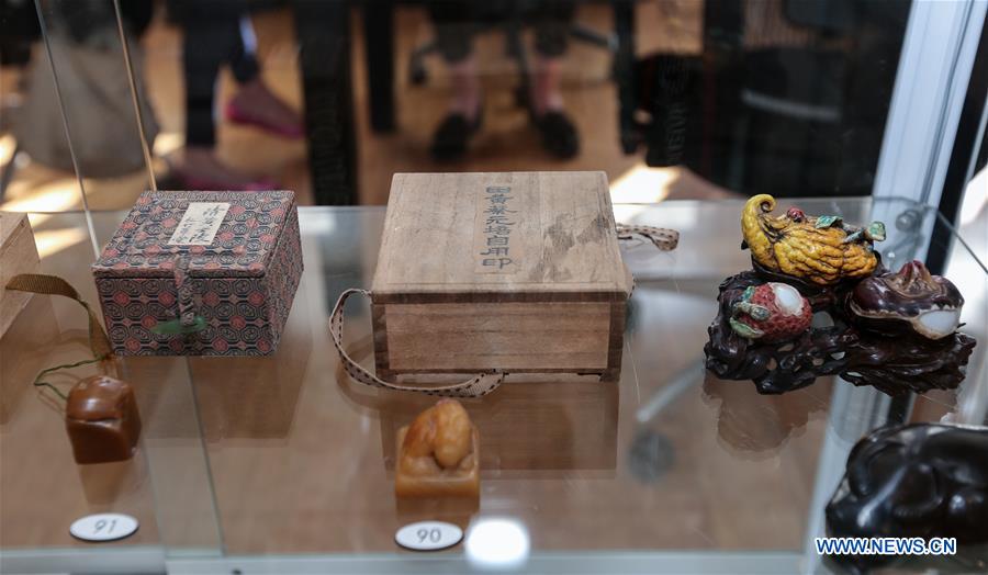 Chinese antiques go under hammer in Sydney Xinhua English.news.cn