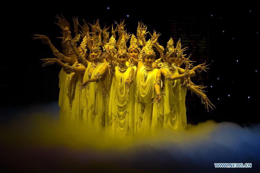 CHINA-GANSU-CLASSIC DANCE DRAMA-FLOWER RAINS ALONG SILK ROAD-40TH ANNIVERSARY (CN)