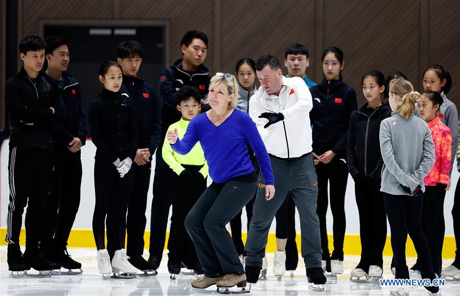 (SP)CHINA-BEIJING-FIGURE SKATING-TRAINING-BRIAN ORSER-TRACY WILSON (CN)