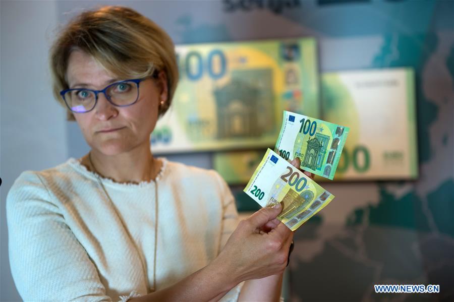 LITHUANIA-VILNIUS-EURO BANKNOTES