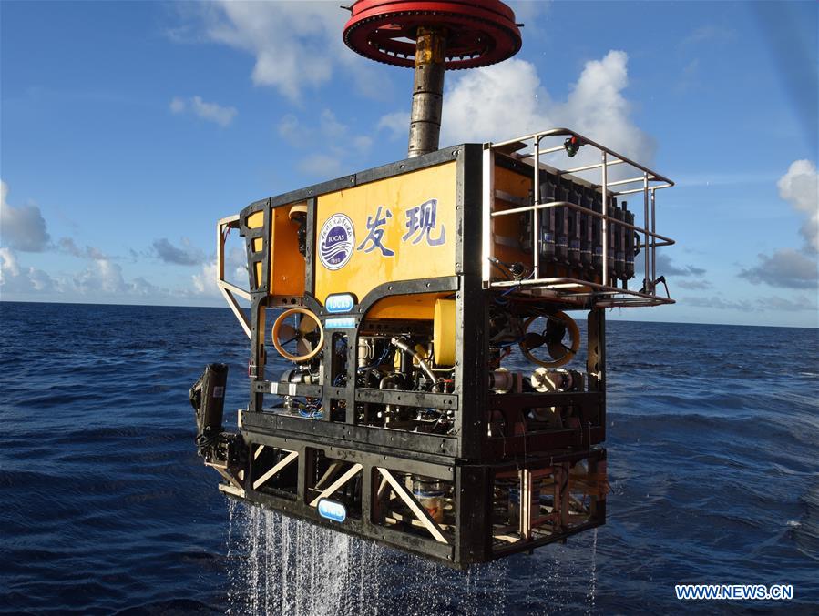 (SCI-TECH)CHINA-ABOARD KEXUE-SAMPLES OF MARINE ORGANISMS-COLLECTION (CN)